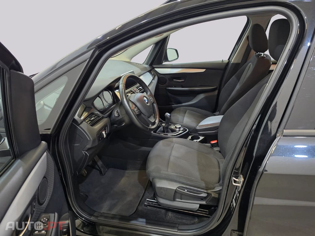 BMW 216 D