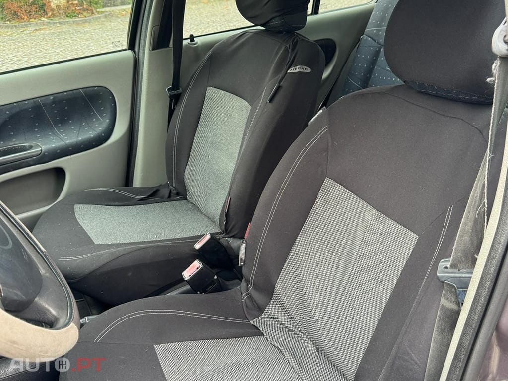 Renault Clio 1.5 dCi Authentique