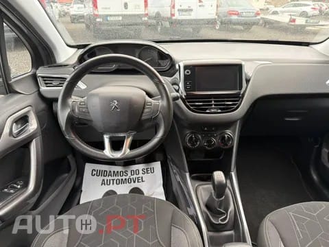 Peugeot 2008 1.2 PureTech Active