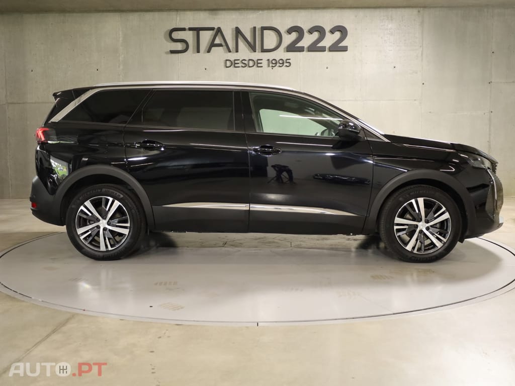 Peugeot 5008 1.2 PureTech Allure EAT8