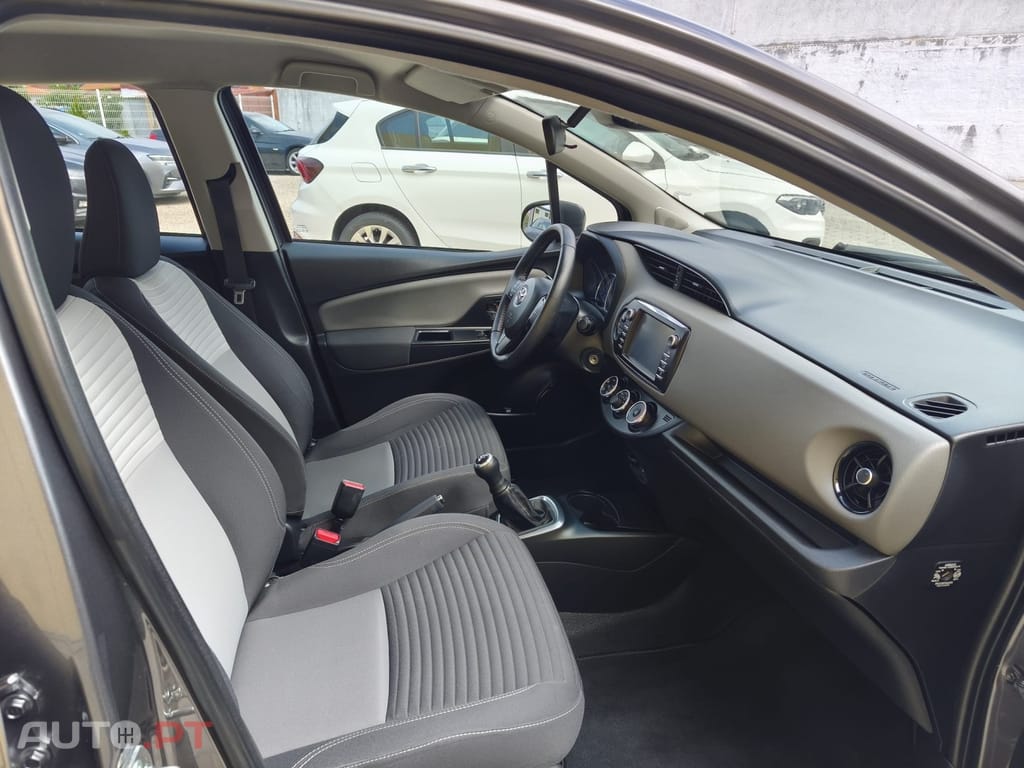 Toyota Yaris 1.0 VVT-i Comfort Plus