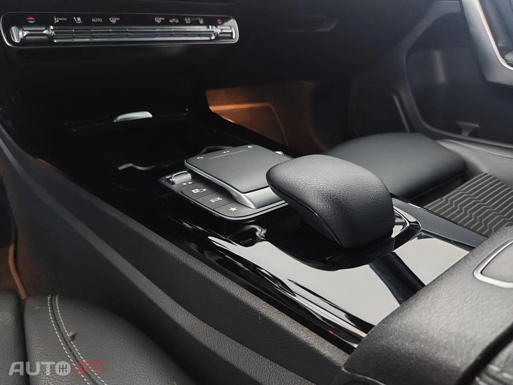 Mercedes-Benz A 250 e Progressive