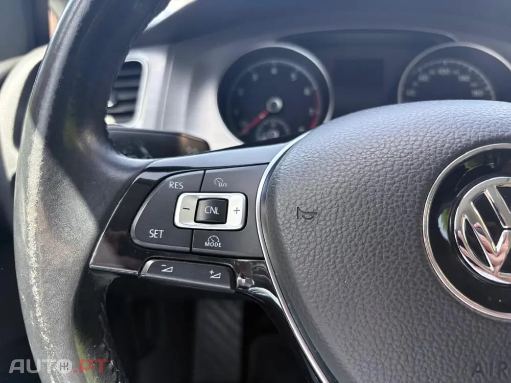 Volkswagen Golf 1.0 TSI Trendline