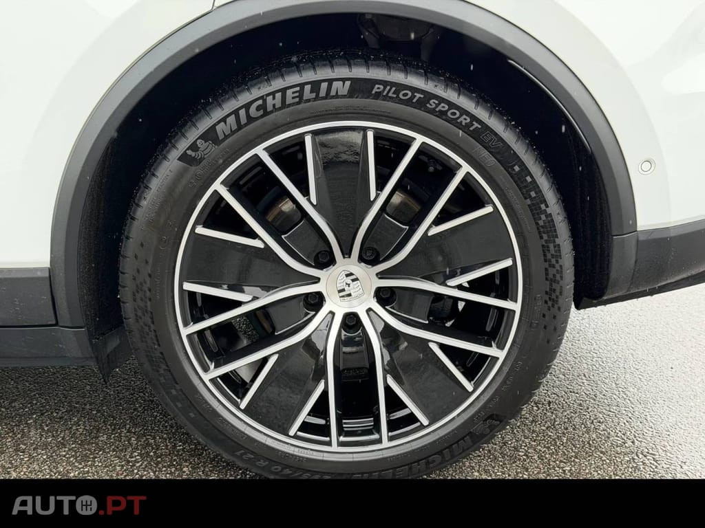 Porsche Macan Standard