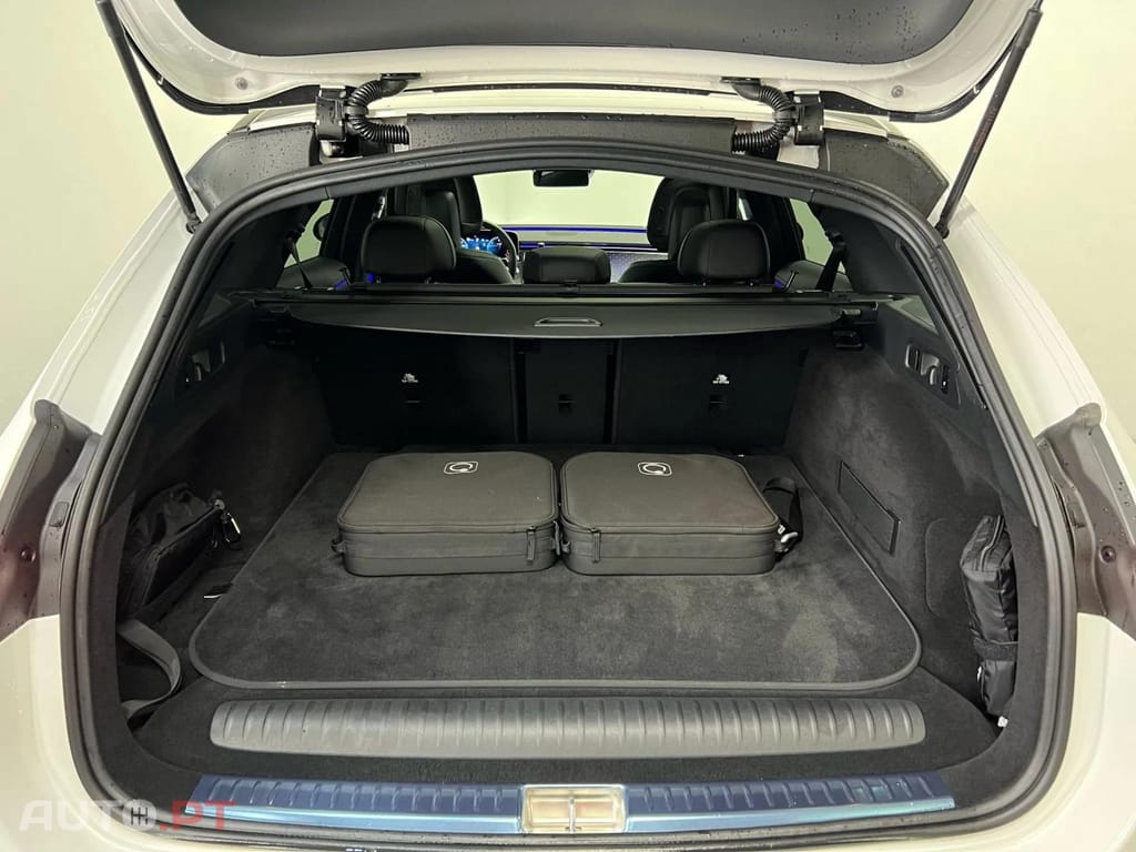 Mercedes-Benz E 300 e AMG Line