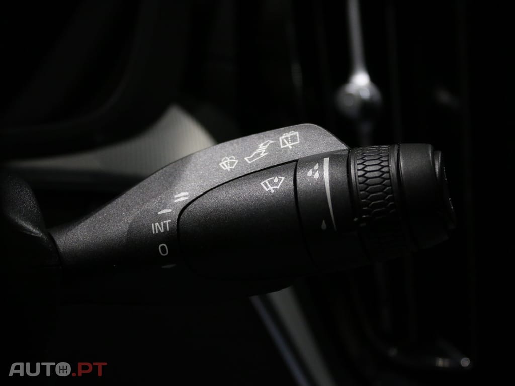 Volvo XC60 2.0 T6 PHEV Plus Dark AWD