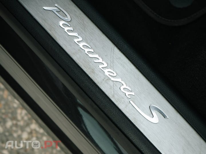 Porsche Panamera S e-Hybrid
