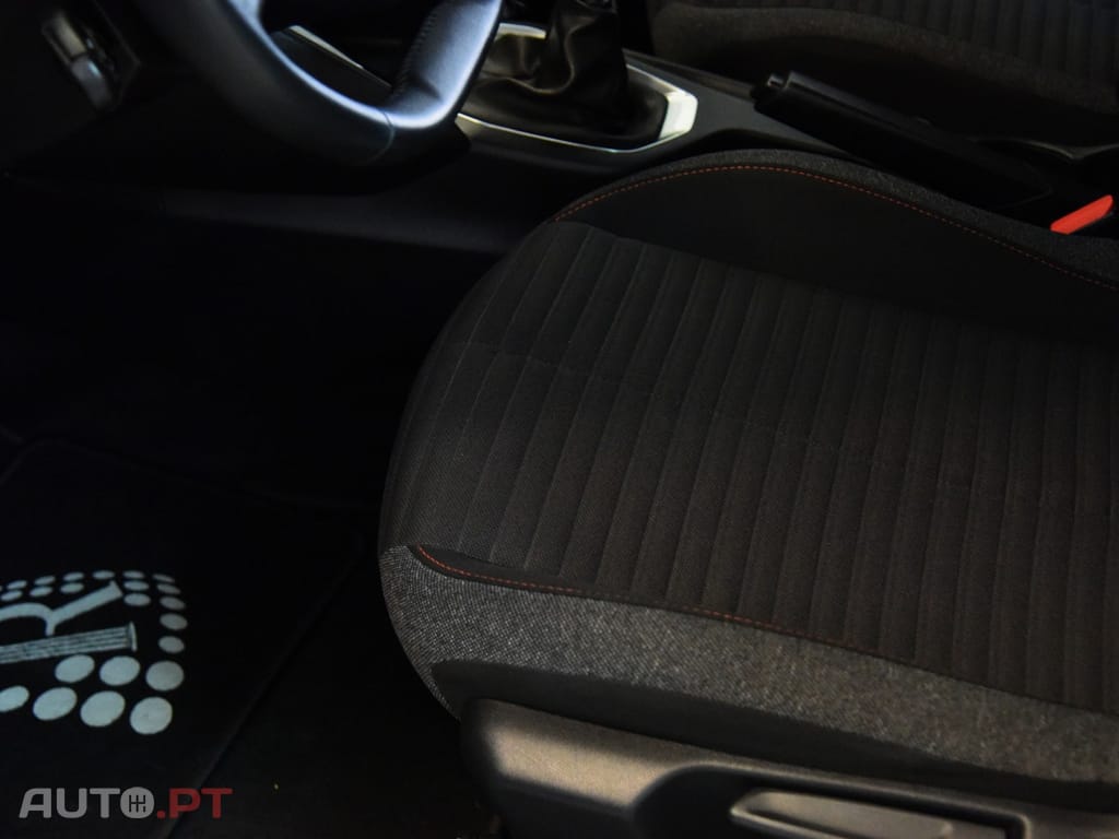 Peugeot 2008 1.5 BlueHDi Active Pack