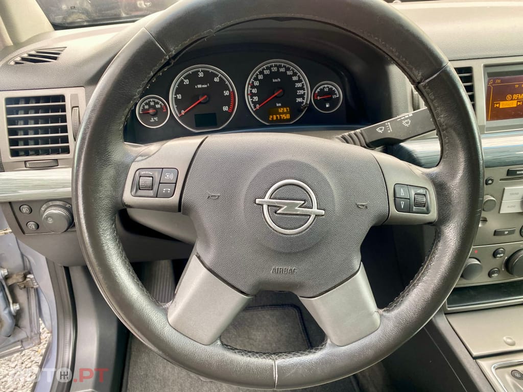 Opel Vectra Caravan 1.9 CDTi Cosmo Aut