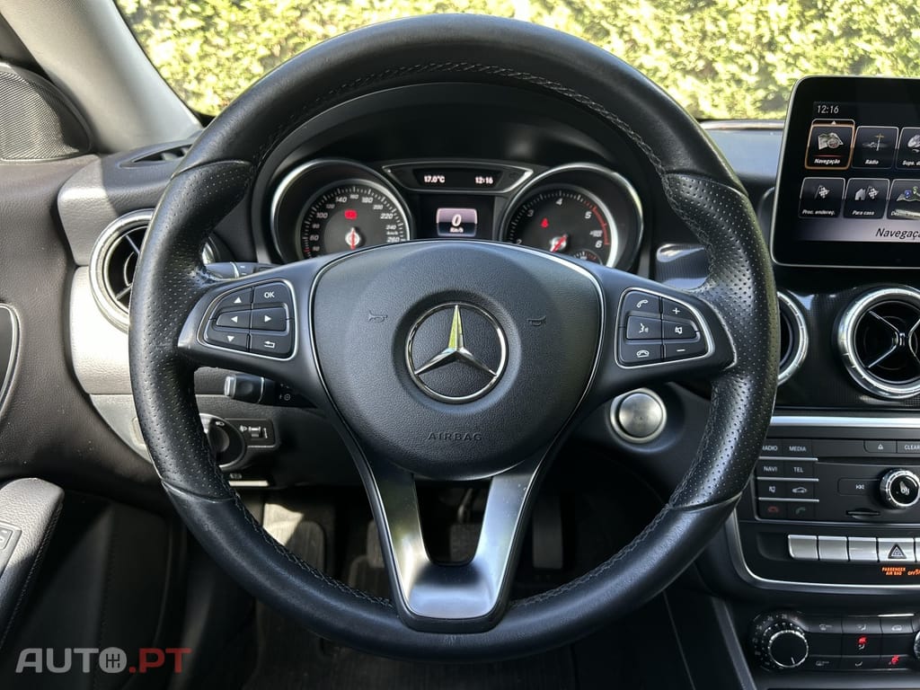Mercedes-Benz CLA 180 d Shooting Brake