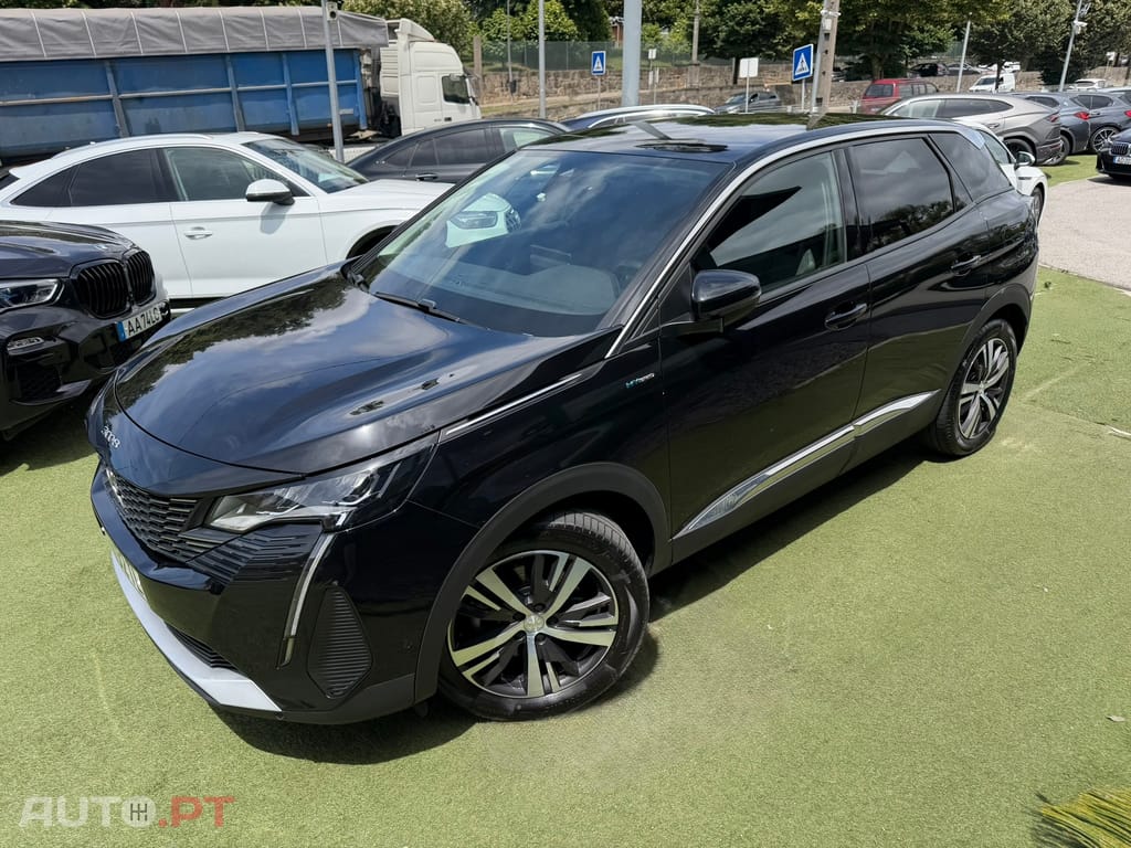 Peugeot 3008 1.6 Hybrid Allure e-EAT8