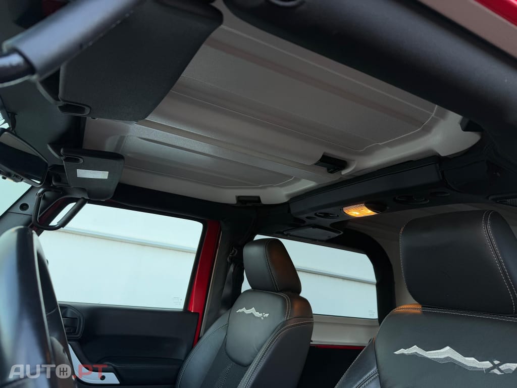 Jeep Wrangler Hard-Top 2.8 CRD Auto 75th Anniversary