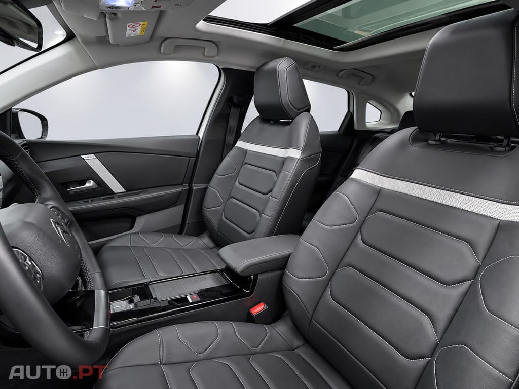 Citroen C4 e-C4 136 PLUS