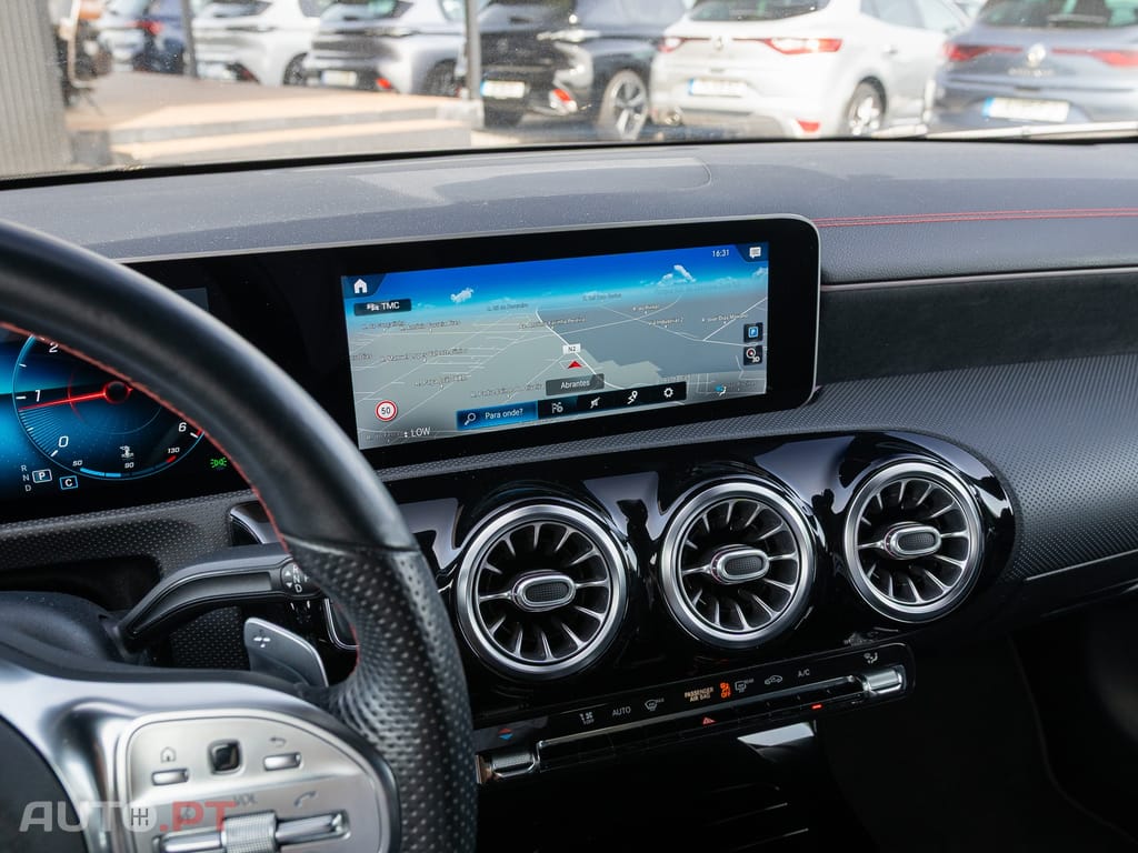 Mercedes-Benz CLA 220 d Shooting Brake AMG Line Aut.