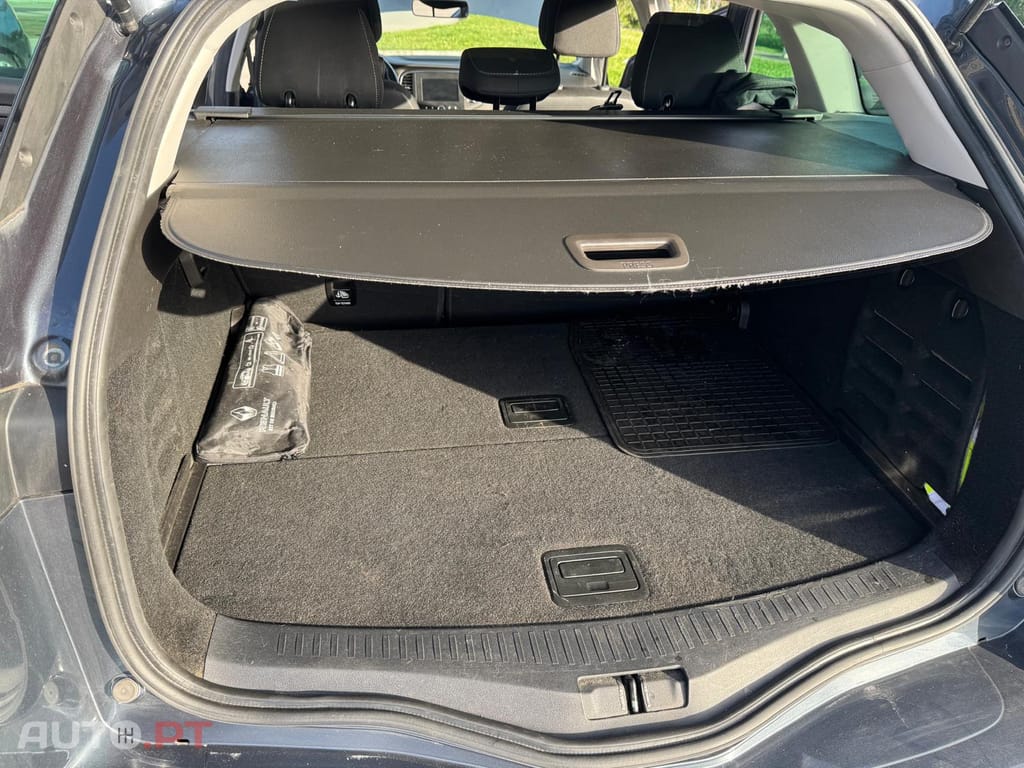 Renault Mégane Sport Tourer 1.5 blue dci limited