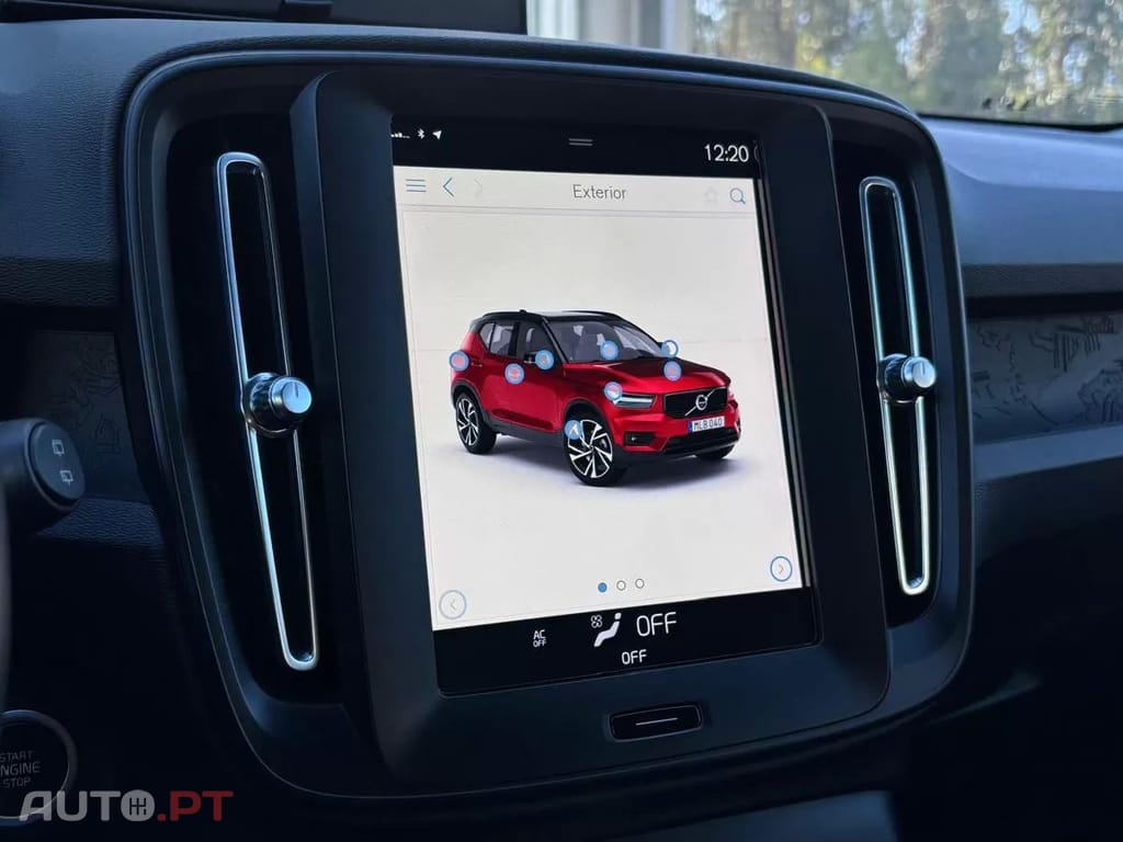 Volvo XC 40 1.5 T2 Momentum Core — fotografia 26