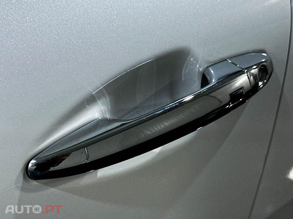 Kia Niro Premium Edition