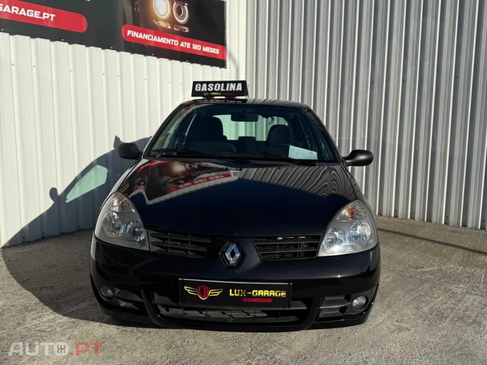Renault Clio 1.2 16V SE Storia