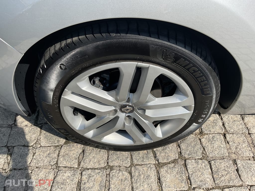 Renault Clio 1.5 dCi Limited