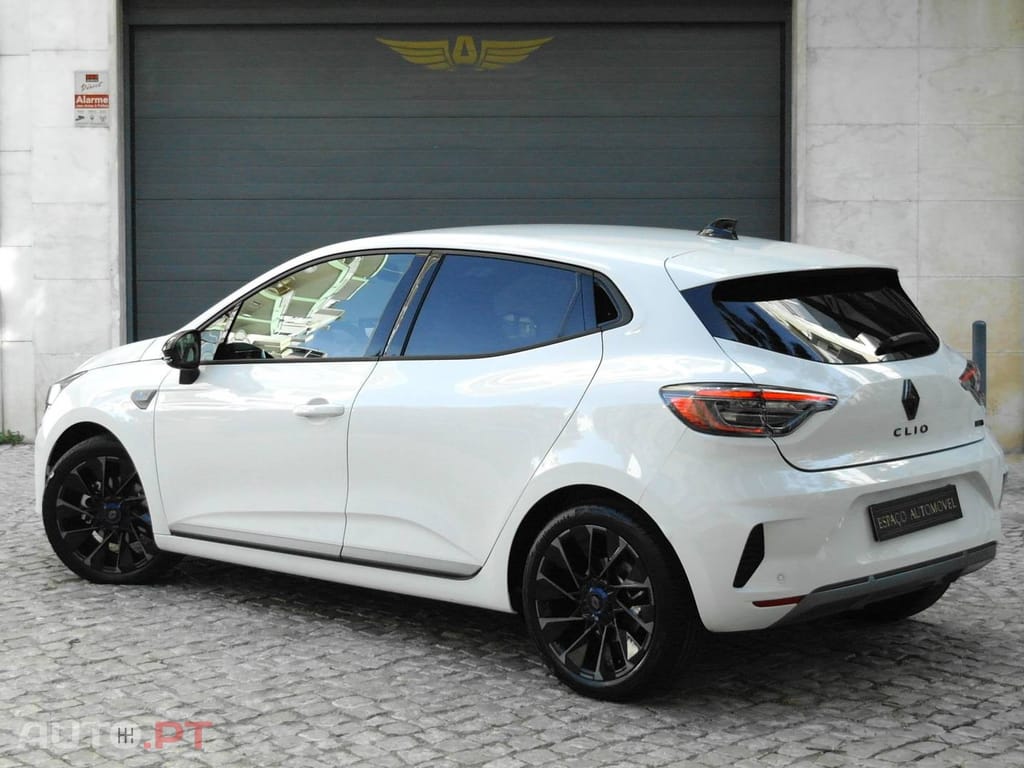 Renault Clio 1.6 E-Tech Full Hybrid Esprit Alpine