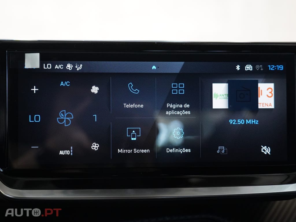 Peugeot E-2008 54 kWh GT