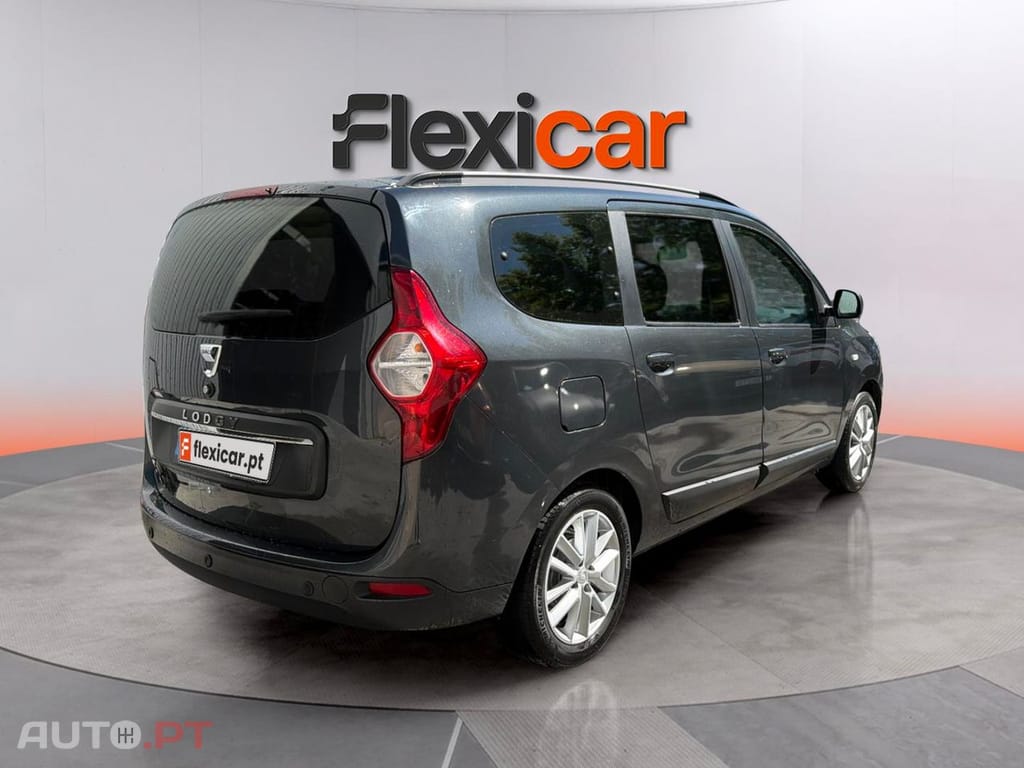 Dacia Lodgy 1.2 TCe Confort 7L