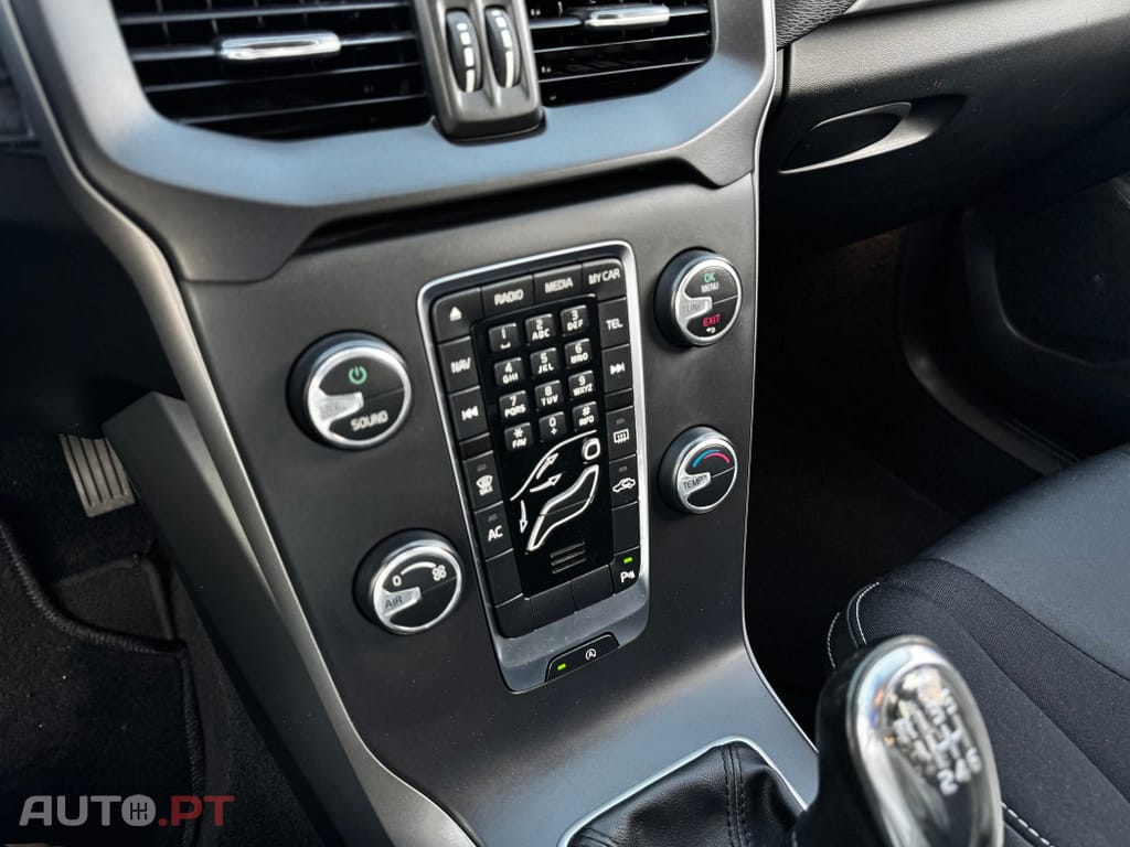 Volvo V40 1.6 D2 Momentum