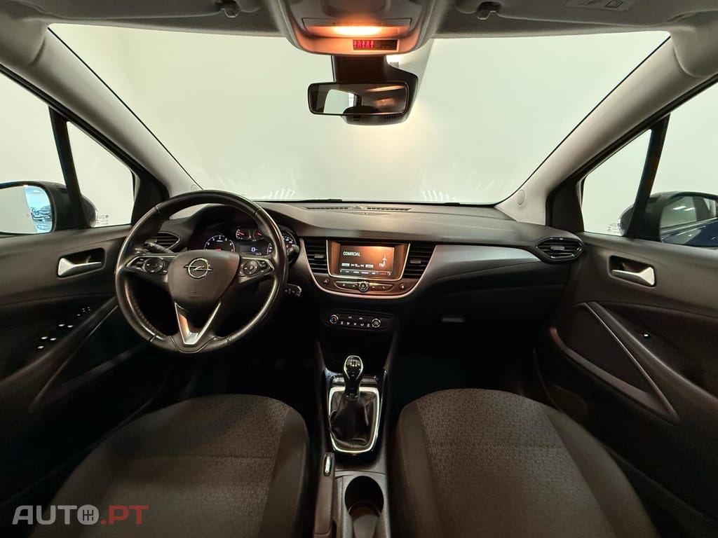 Opel Crossland 1.2 Business Edition