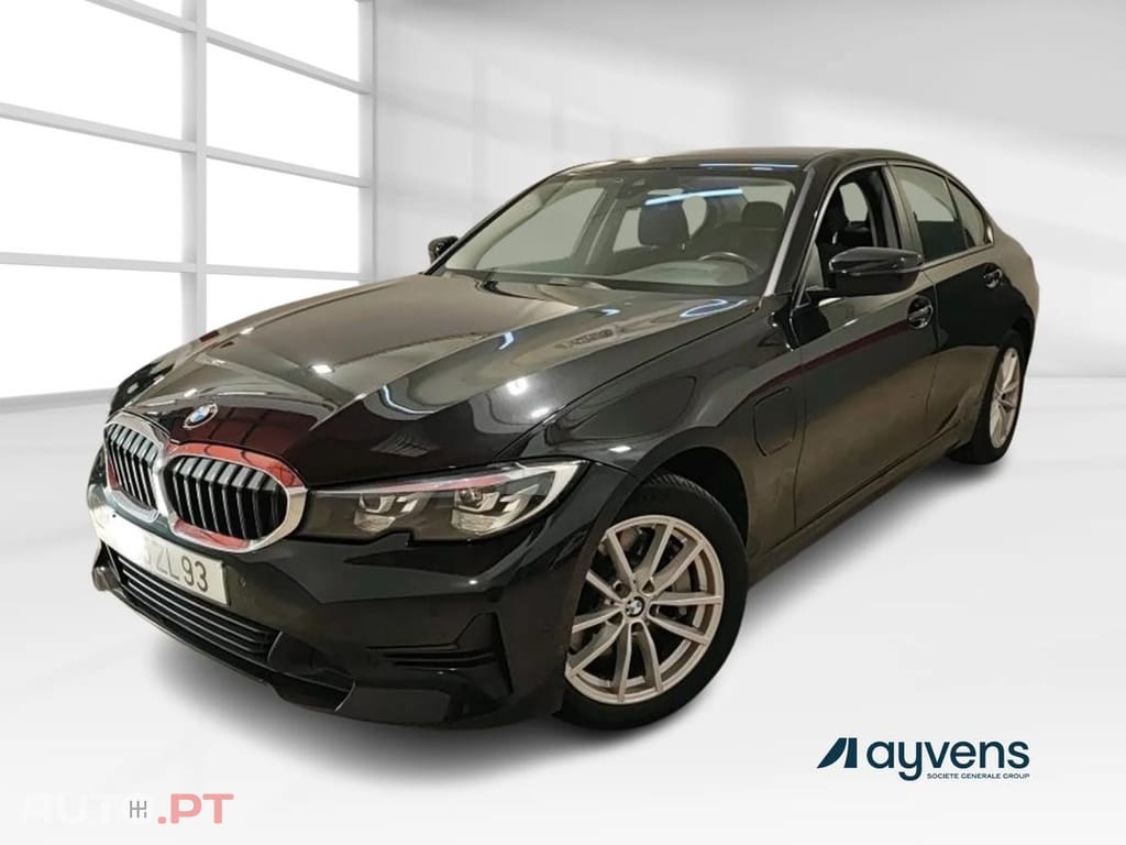 BMW 330 e Auto