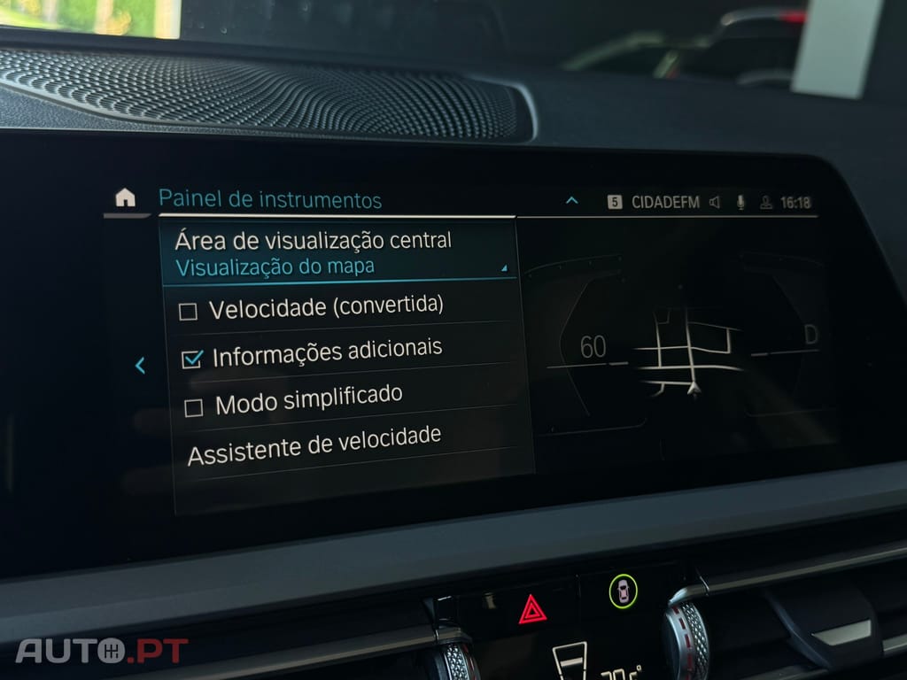 BMW 330 e Touring Auto