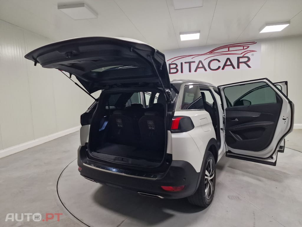 Peugeot 5008 1.6 BLUEHDI 120CV GTLINE TETO DE ABRIR