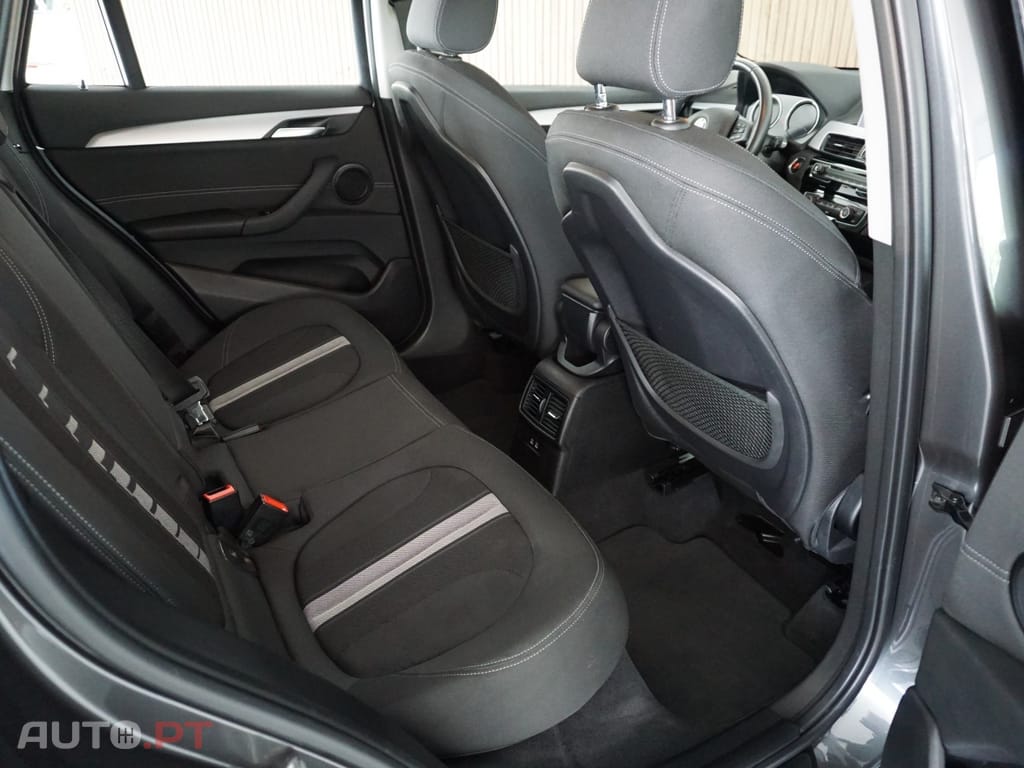 BMW X1 18 i sDrive Line Sport