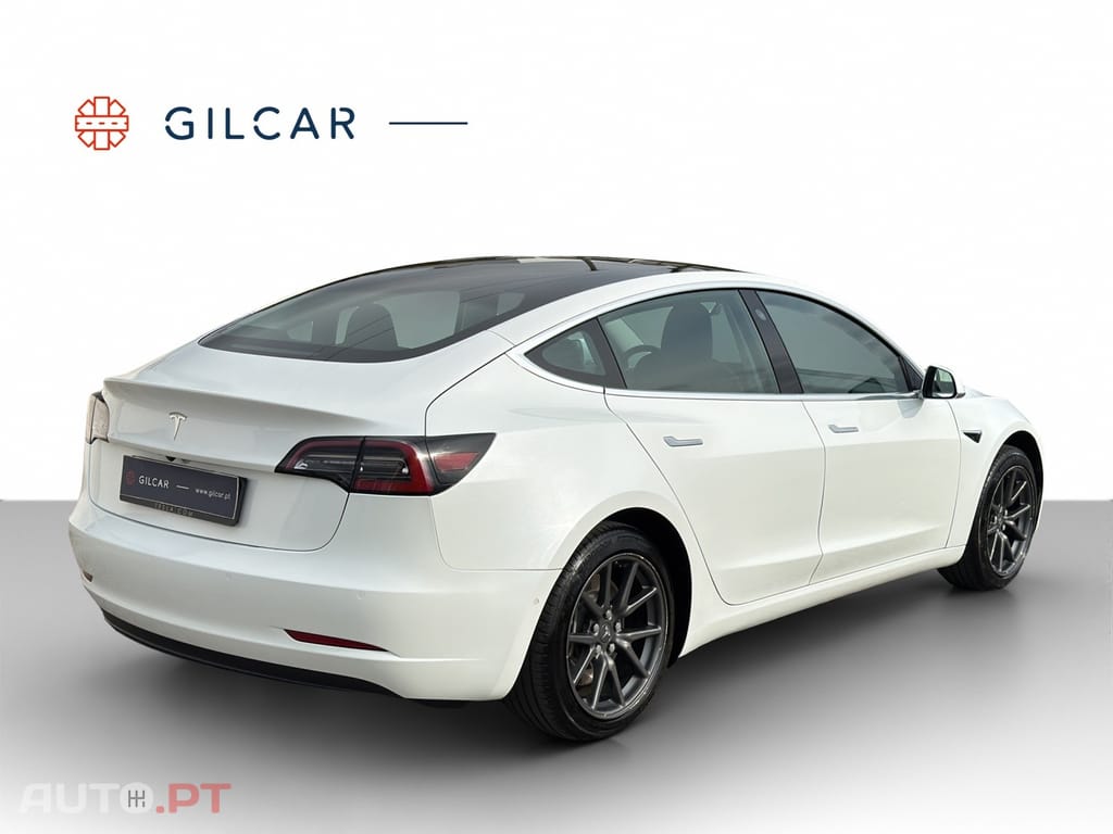 Tesla Model 3 Standard Range Plus RWD