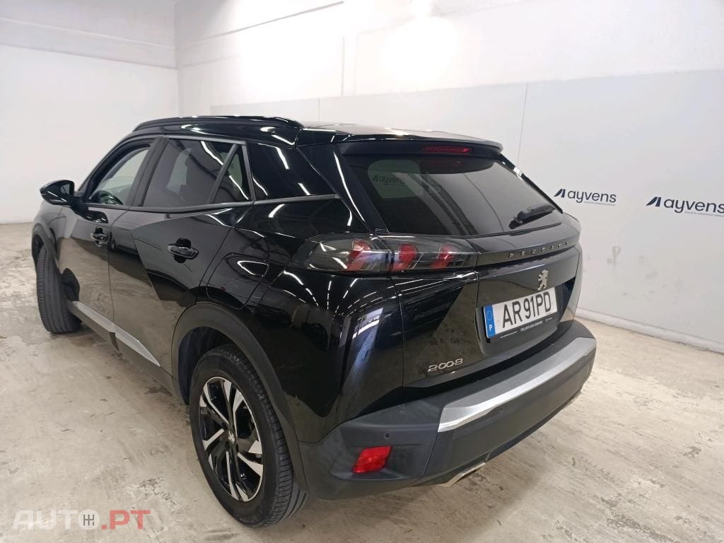 Peugeot 2008 1.2 PureTech Allure