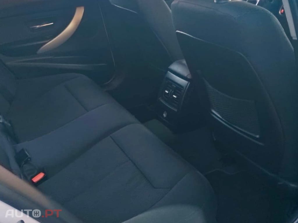 BMW 320 d Touring EfficientDynamics