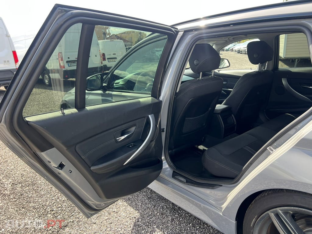 BMW 318 d Touring Pack M