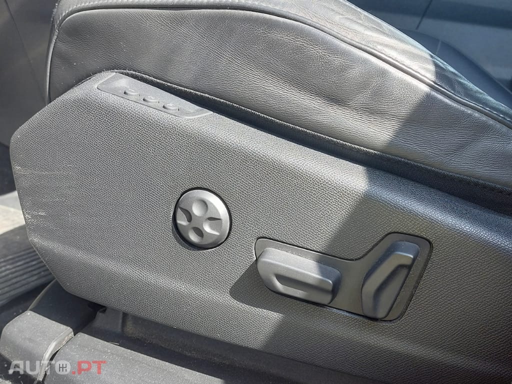 DS DS7 Crossback BlueHDi LA Premiere 2.0 180CV c/novo