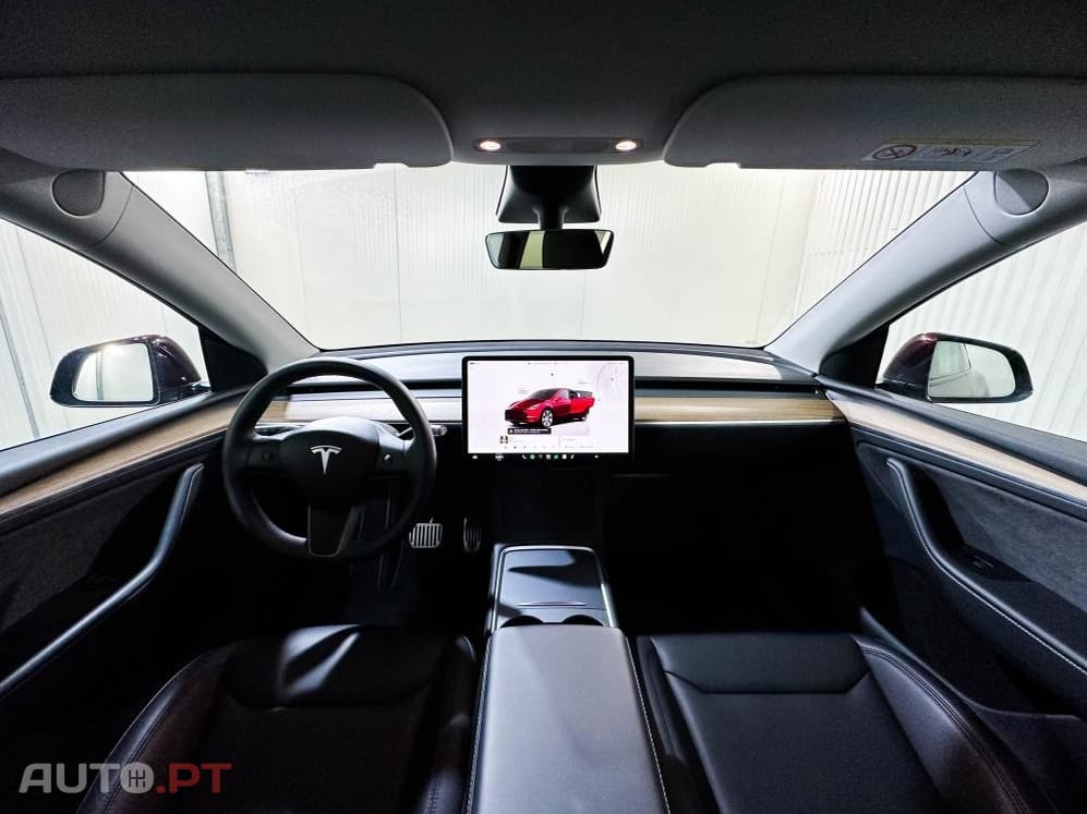 Tesla Model Y Long Range RWD