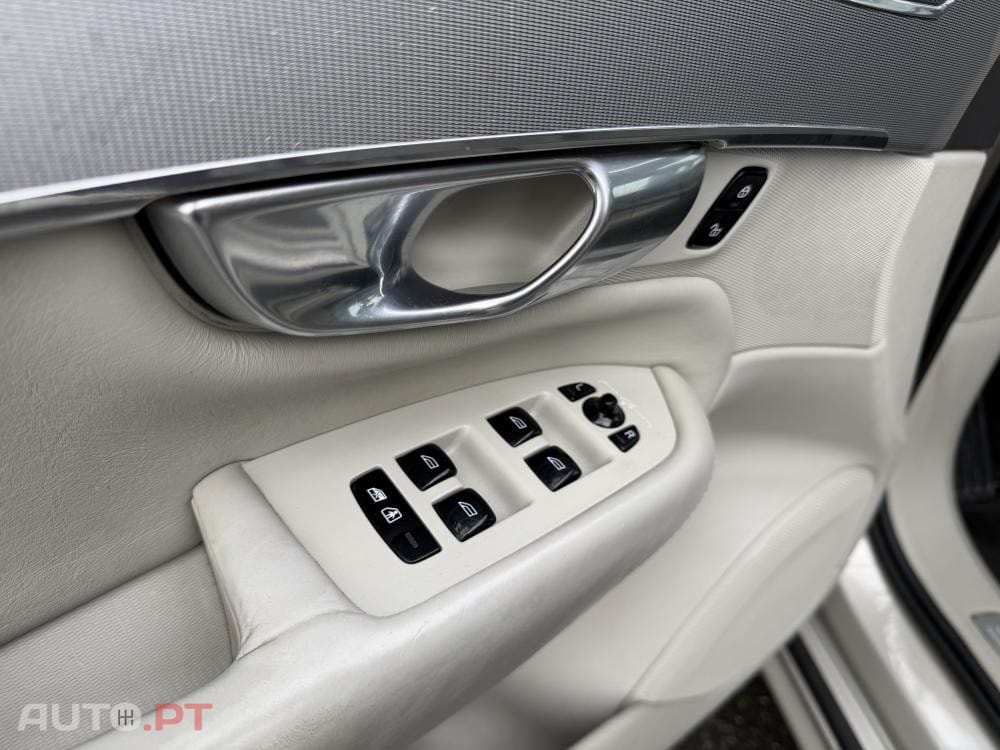 Volvo XC90 2.0 D4 Inscription
