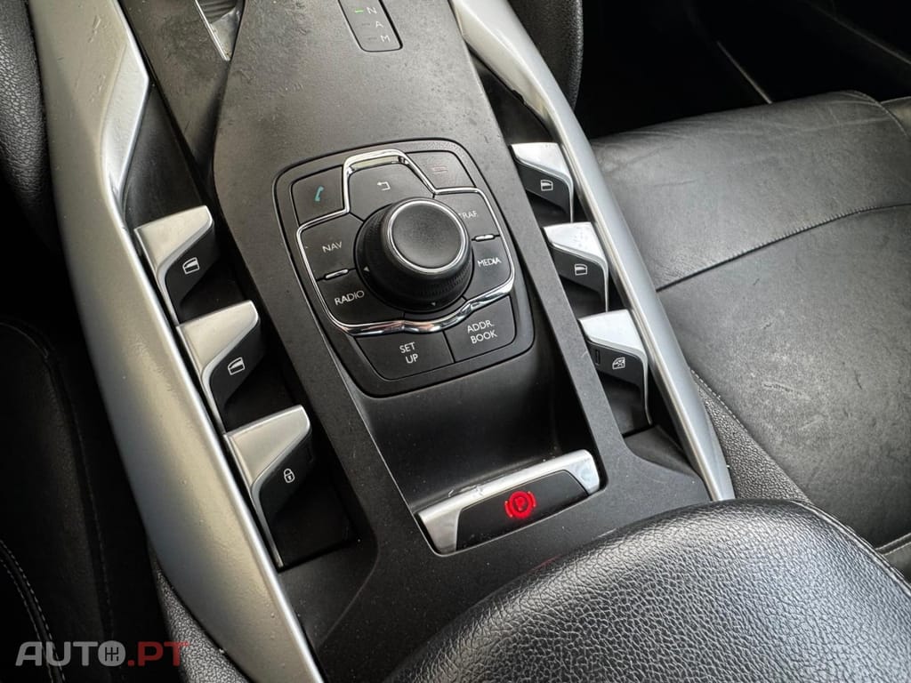 Citroen DS5 2.0 HDi Hybrid4 So Chic CMP6