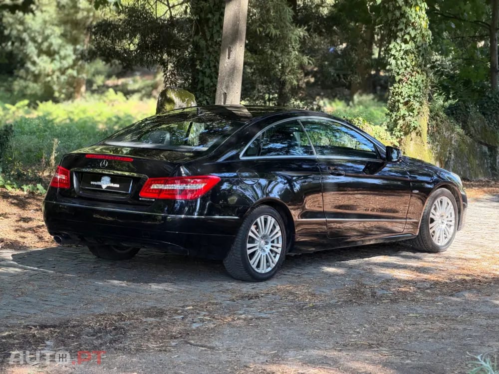 Mercedes-Benz E 220 (BlueTEC) d 9G-TRONIC