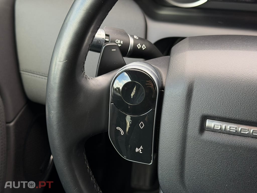 Land Rover Discovery Sport P300e Dynamic SE