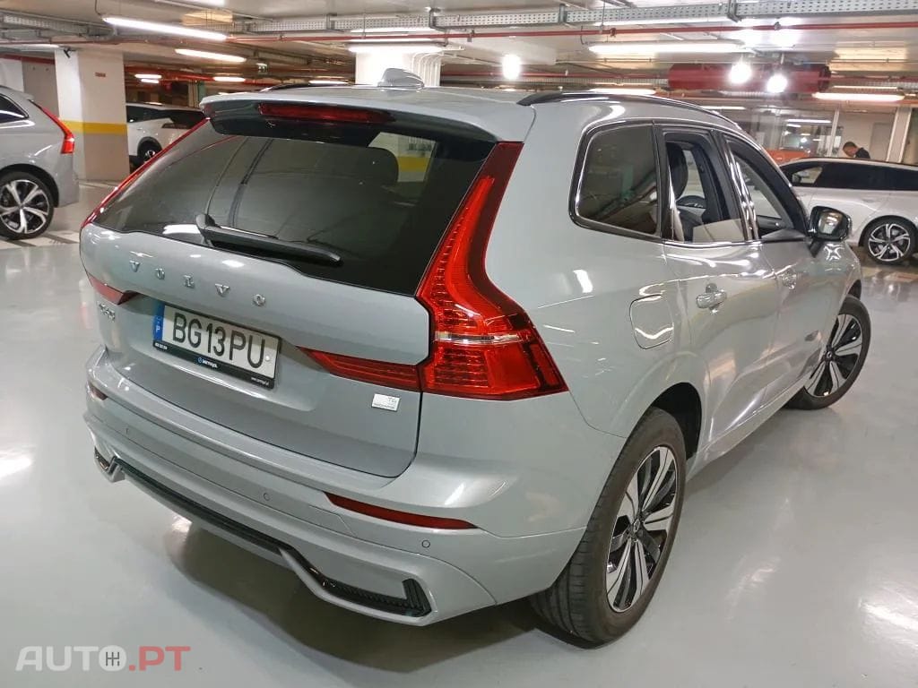 Volvo XC60 2.0 T6 PHEV Plus Dark AWD
