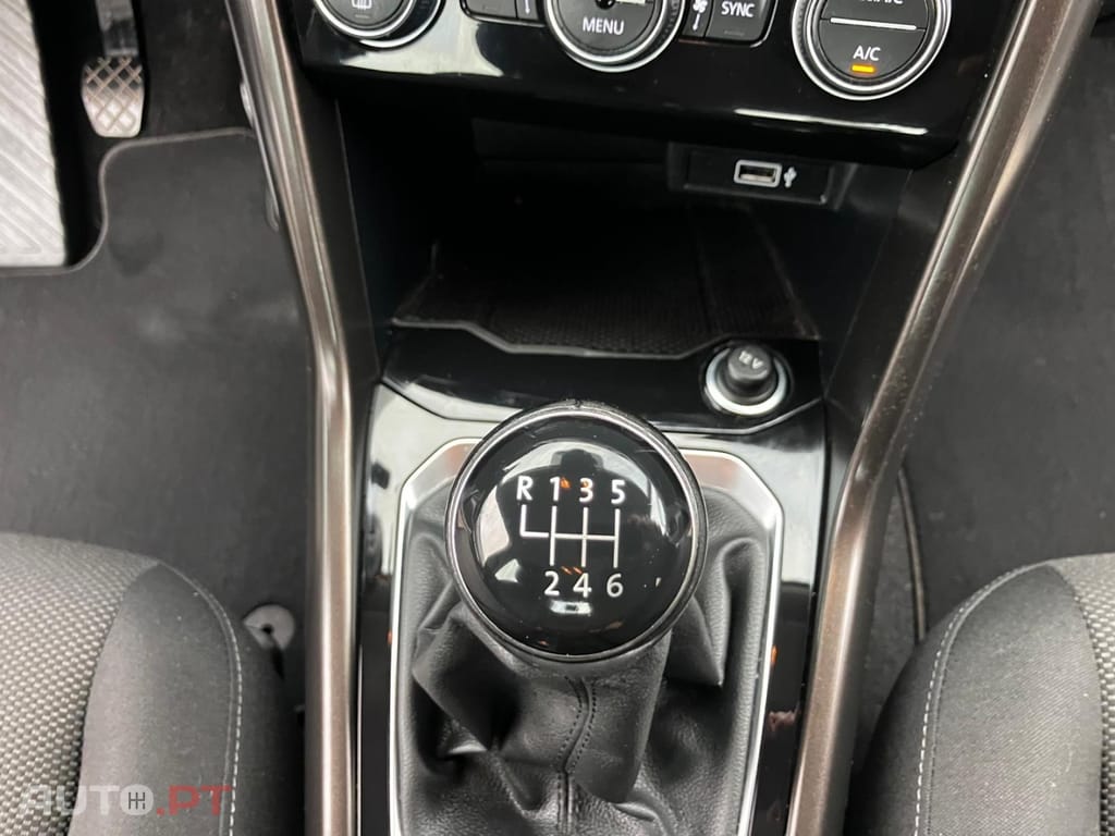 Volkswagen T-Roc TSI Lounge
