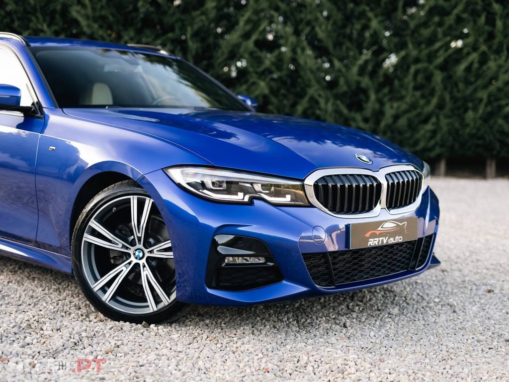 BMW 320 d Pack Desportivo M Auto
