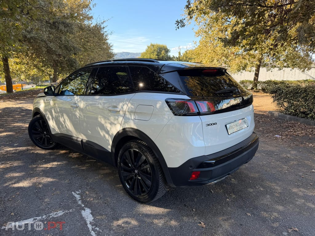 Peugeot 3008 1.6 Hybrid4 GT Pack e-EAT8