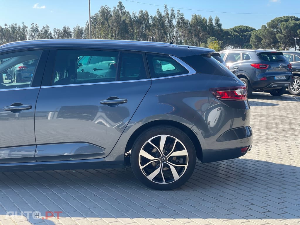 Renault Mégane Sport Tourer 1.5 Blue dCi Bose Edition