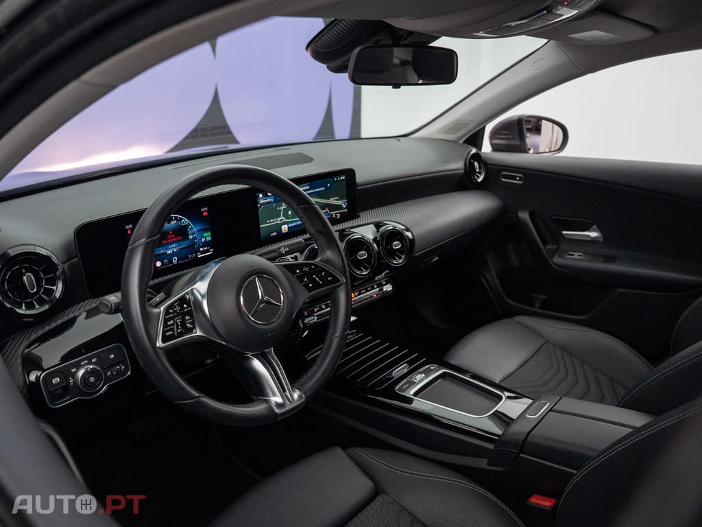 Mercedes-Benz A 250 e