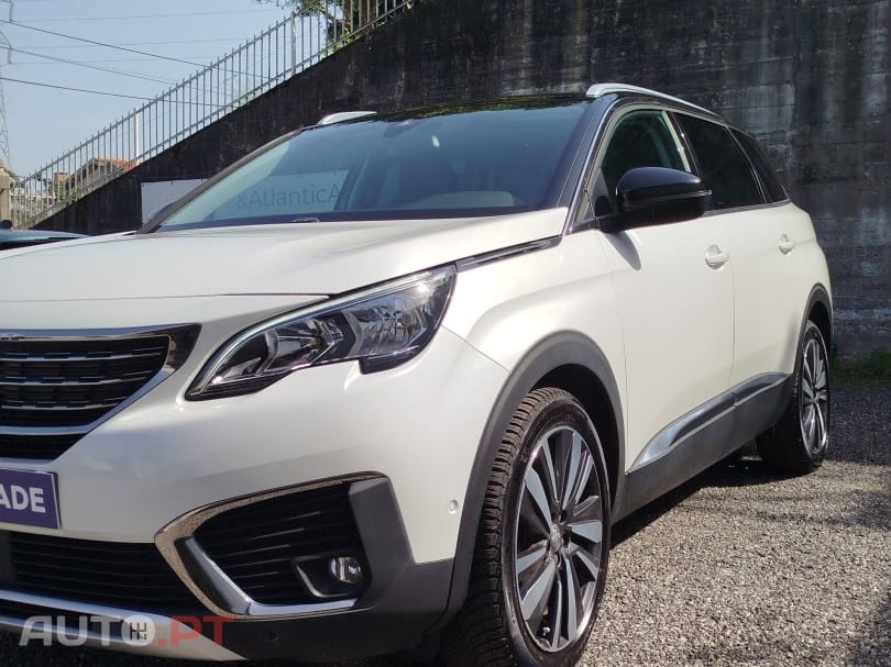 Peugeot 5008 1.2 PureTech Allure J18