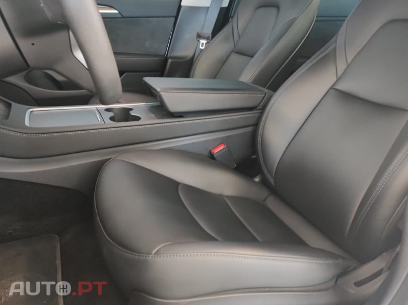 Tesla Model 3 Long Range AWD Dual Motor